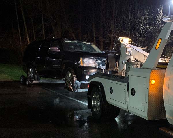 Downingtown PA car and truck towing services